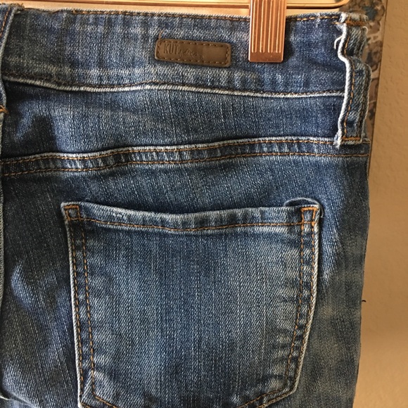 Kut From The Kloth Distressed Cuffed Cropped Jeans - Picture 6 of 8